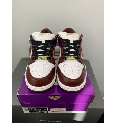 Nike Sb Dunk Low Supreme Stars Barkroot Brown Size 9 5 New