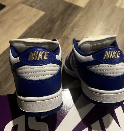 Nike Sb Dunk Low Supreme Stars Hyper Royal