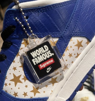 Nike Sb Dunk Low Supreme Stars Hyper Royal