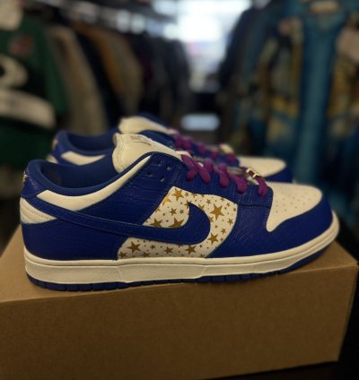Nike Sb Dunk Low Supreme Stars Hyper Royal Blue Size 12