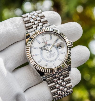 Rolex Sky-dweller Unworn 2022 Sky-dweller 326934 White Dial On Jubilee