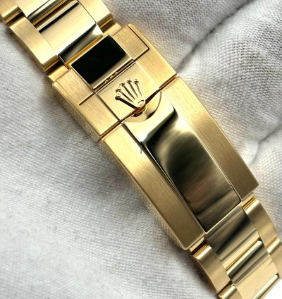 Rolex Daytona Unworn Cosmograph Daytona 40mm Black Dial Yellow Gold Bracelet 126508 Box Papers 2024
