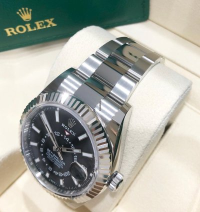 Rolex Sky-dweller Unworn 326934 Sky-dweller Black Dial Stainless Steel 42mm Oyster Bracelet