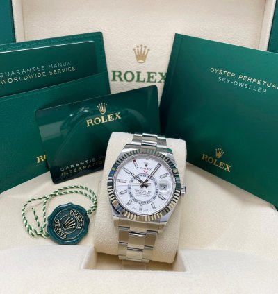Rolex Sky-dweller Unworn 326934 Sky-dweller White Dial Stainless Steel 42mm Oyster Bracelet