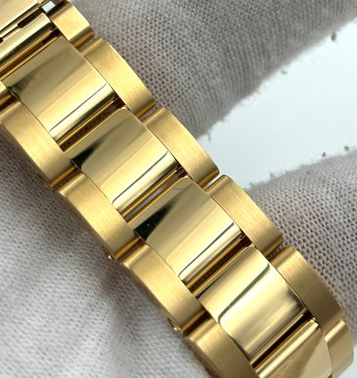 Rolex Daytona Unworn Cosmograph Daytona 40mm Champagne Dial Yellow Gold 126508 Box Papers 2024