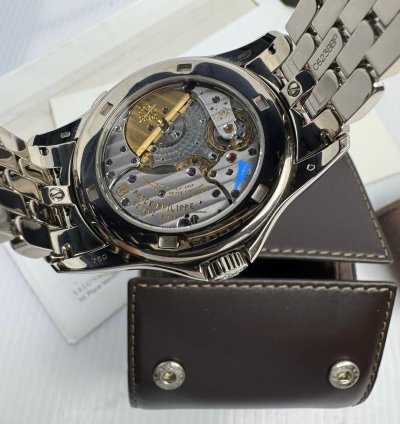 Patek Philippe World Time 2017 Mint Papers 18k White Gold On Bracelet World Time 5130g-011