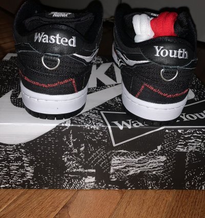 Nike Sb Dunk Low Wasted Youth Special Box