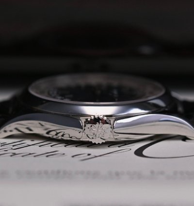 Patek Philippe World Time 5110p-001 Mit Box Papieren Aus Dem Jahr 2002