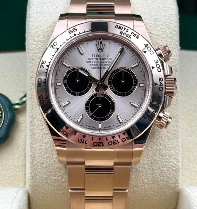 Rolex Daytona Unworn Cosmograph Daytona 40mm Sundust Dial Rose Gold Bracelet 126505 Box Papers 2024