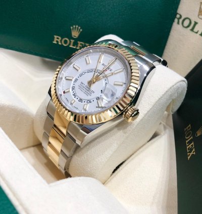 Rolex Sky-dweller Unworn Sky-dweller 326933 Oyster Bracelet 42mm White Dial Two Tone Yellow Gold