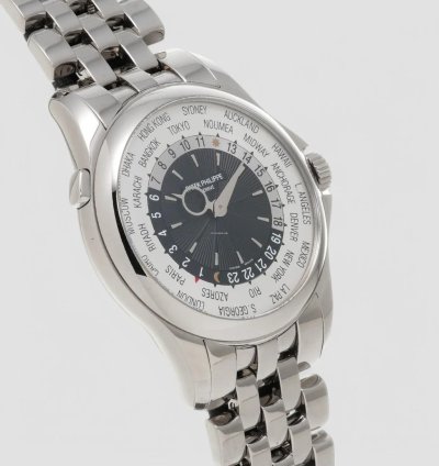 Patek Philippe World Time 5130 1g 18k White Gold 18k White Gold Bracelet Description