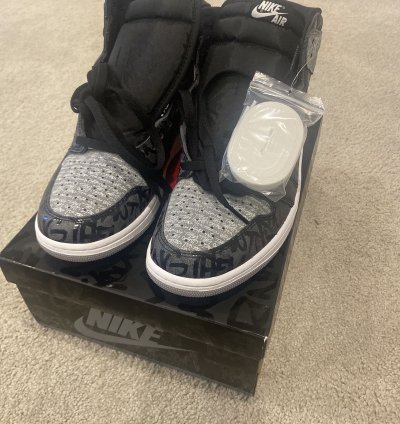 Nike Air Jordan 1