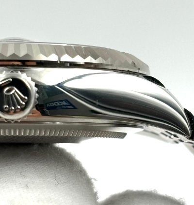 Rolex Sky-dweller Unworn Sky-dweller 42mm Black Dial Jubilee Bracelet 336934 Box Papers 2025