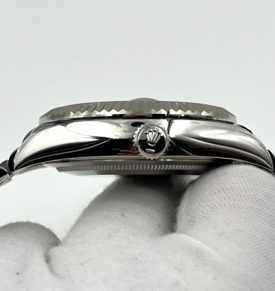 Rolex Sky-dweller Unworn Sky-dweller 42mm Blue Dial Jubilee Bracelet 336934 Box Papers 2024