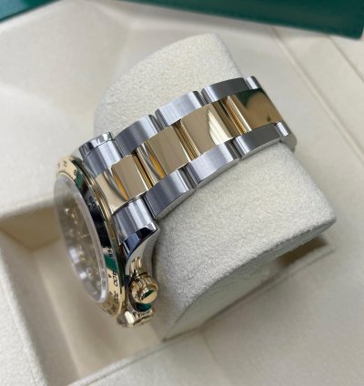 Rolex Daytona Unworn Daytona 116503 40mm Two Tone Yellow Gold Black Diamond Dial Complete Set