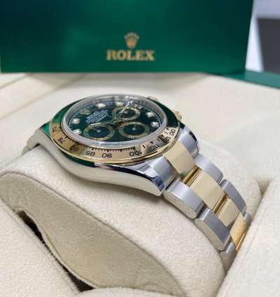 Rolex Daytona Unworn Daytona 116503 40mm Two Tone Yellow Gold Black Diamond Dial Complete Set
