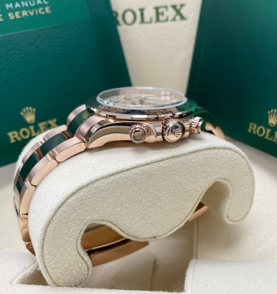 Rolex Daytona Unworn Daytona 116505 Ivory White Dial 18k Rose Gold Oyster Bracelet 40mm