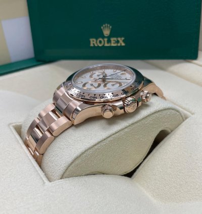 Rolex Daytona Unworn Daytona 116505 Ivory White Dial 18k Rose Gold Oyster Bracelet 40mm
