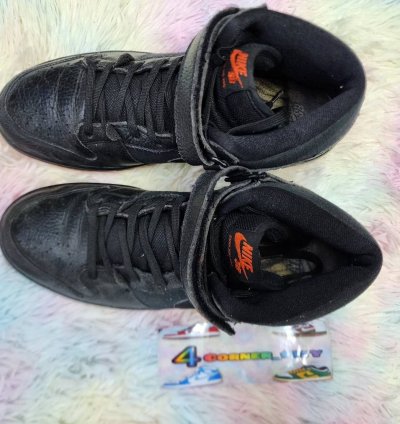 Nike Sb Dunk Mid Halloween