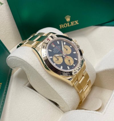 Rolex Daytona Unworn Daytona 116508 Paul Newman Dial 18k Yellow Gold Oyster Bracelet 40mm