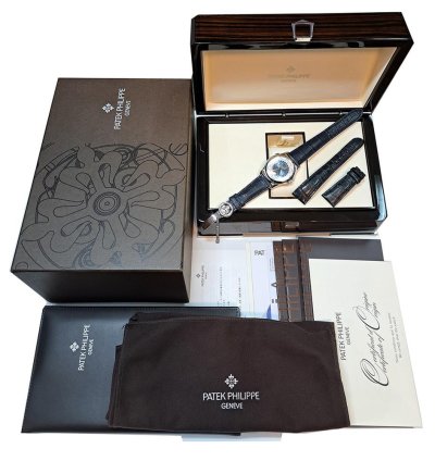 Patek Philippe World Time 5130p-001
