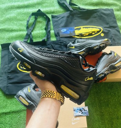 Crtz Nike Air Max 95 Honey Blacks