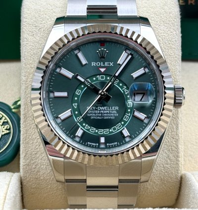 Rolex Sky-dweller Unworn Sky-dweller 42mm Green Dial Oyster Bracelet 336934 Box Papers 2025