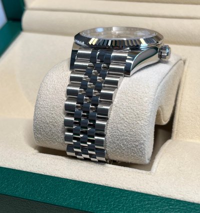 Rolex Sky-dweller Unworn Sky-dweller White Dial Jubilee Bracelet 326934