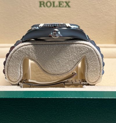 Rolex Sky-dweller Unworn Sky-dweller White Dial Jubilee Bracelet 326934