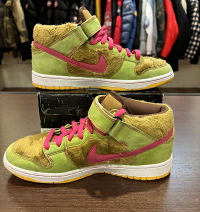 Nike Sb Dunk Mid Mama Bear