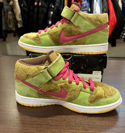Nike Sb Dunk Mid Mama Bear