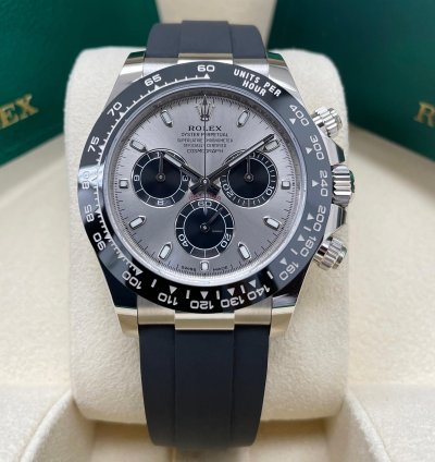Rolex Daytona Unworn Daytona 116519 White Gold Silver Dial Black Sundials Oysterflex Rubber Strap