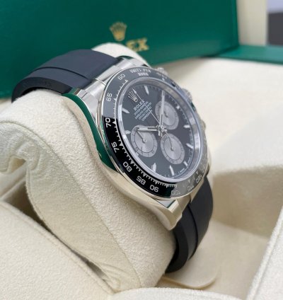 Rolex Daytona Unworn Daytona 126519 Baby Lemans White Gold Black Dial Silver Subdials Oysterflex Rubber