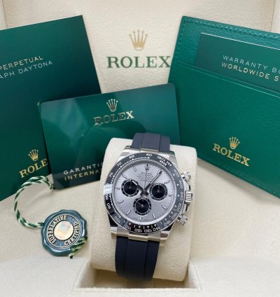 Rolex Daytona Unworn Daytona 126519 White Gold Silver Dial Black Sundials Oysterflex Rubber Strap
