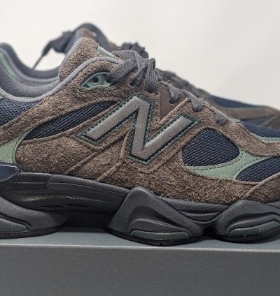 New Balance 9060 Beef Broccoli
