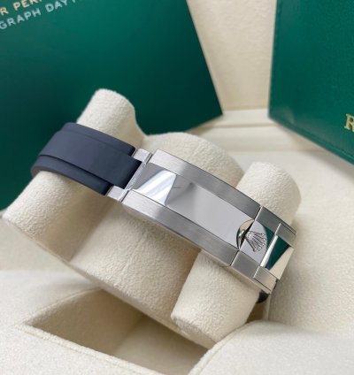 Rolex Daytona Unworn Daytona 126519 White Gold Silver Dial Black Sundials Oysterflex Rubber Strap