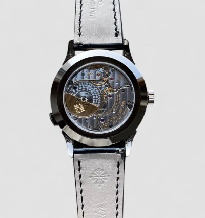 Patek Philippe World Time 5230g World Time White Gold Deployant 2020