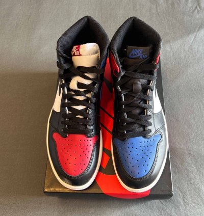 Nike Air Jordan 1 Retro Top 3 Size 8 5 555088 026
