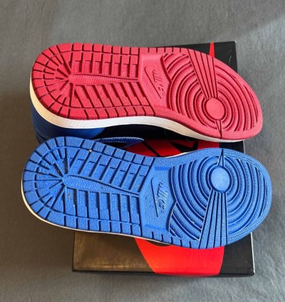 Nike Air Jordan 1 Retro Top 3 Size 8 5 555088 026