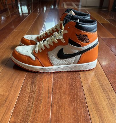 Nike Air Jordan 1 Shattered Backboard 2 0 Orange Chicago