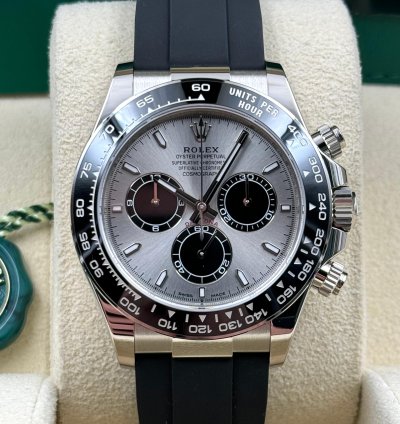 Rolex Daytona Unworn Daytona 40mm Silver Ghost Dial White Gold Oysterflex 126519ln Box Papers 2024