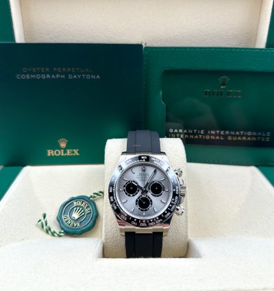 Rolex Daytona Unworn Daytona 40mm Silver Ghost Dial White Gold Oysterflex 126519ln Box Papers 2024