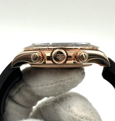 Rolex Daytona Unworn Daytona 40mm Sundust Dial Rose Gold Oysterflex 126515ln Box Papers 2024