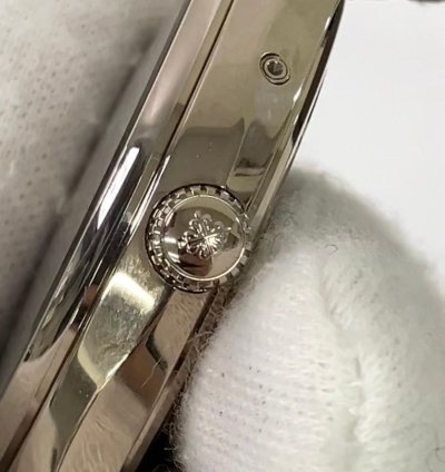 Patek Philippe World Time Anniversary 175th 40mm White Gold - Black Dial - Leather Strap 5575g-001