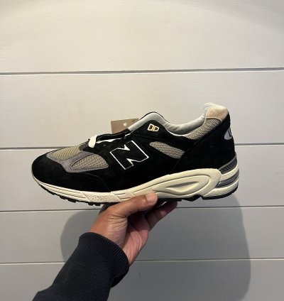 New Balance 990v2 Black Size 10 5