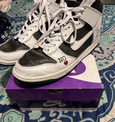 Nike Sb Dunk Supreme No Love By Any Means
