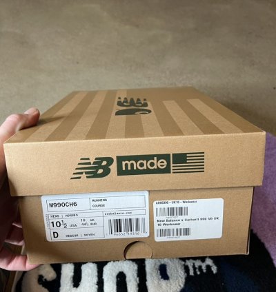 New Balance 990v2 Carhartt