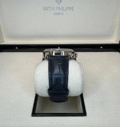 Patek Philippe World Time Chronograph 5930g-001