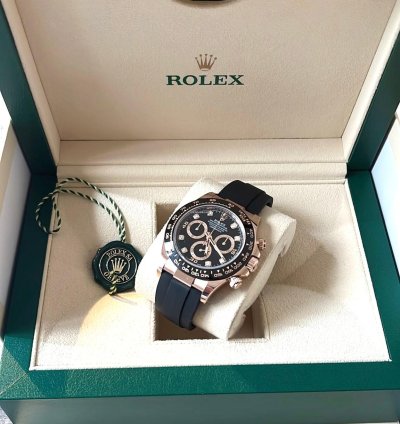 Rolex Daytona Unworn Full Set Rose Gold 116515ln Diamond Dial