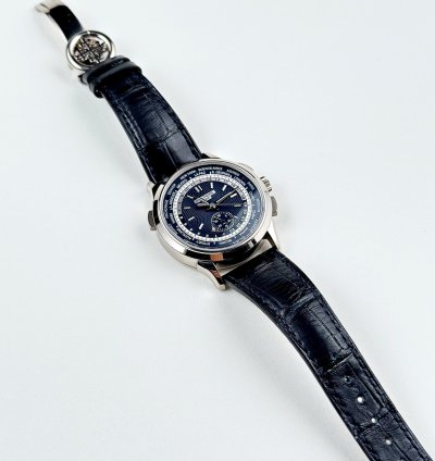 Patek Philippe World Time Chronograph Complications 5930g-010 World Time Flyback Chronograph White Gold Blue Dial 2020